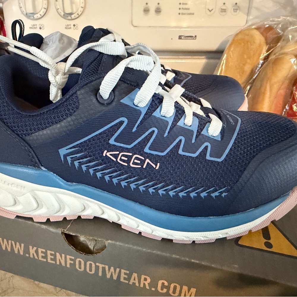 NIB KEEN Utility Arvada Carbon Toe Work Safety Shoes Women’s 5.5W